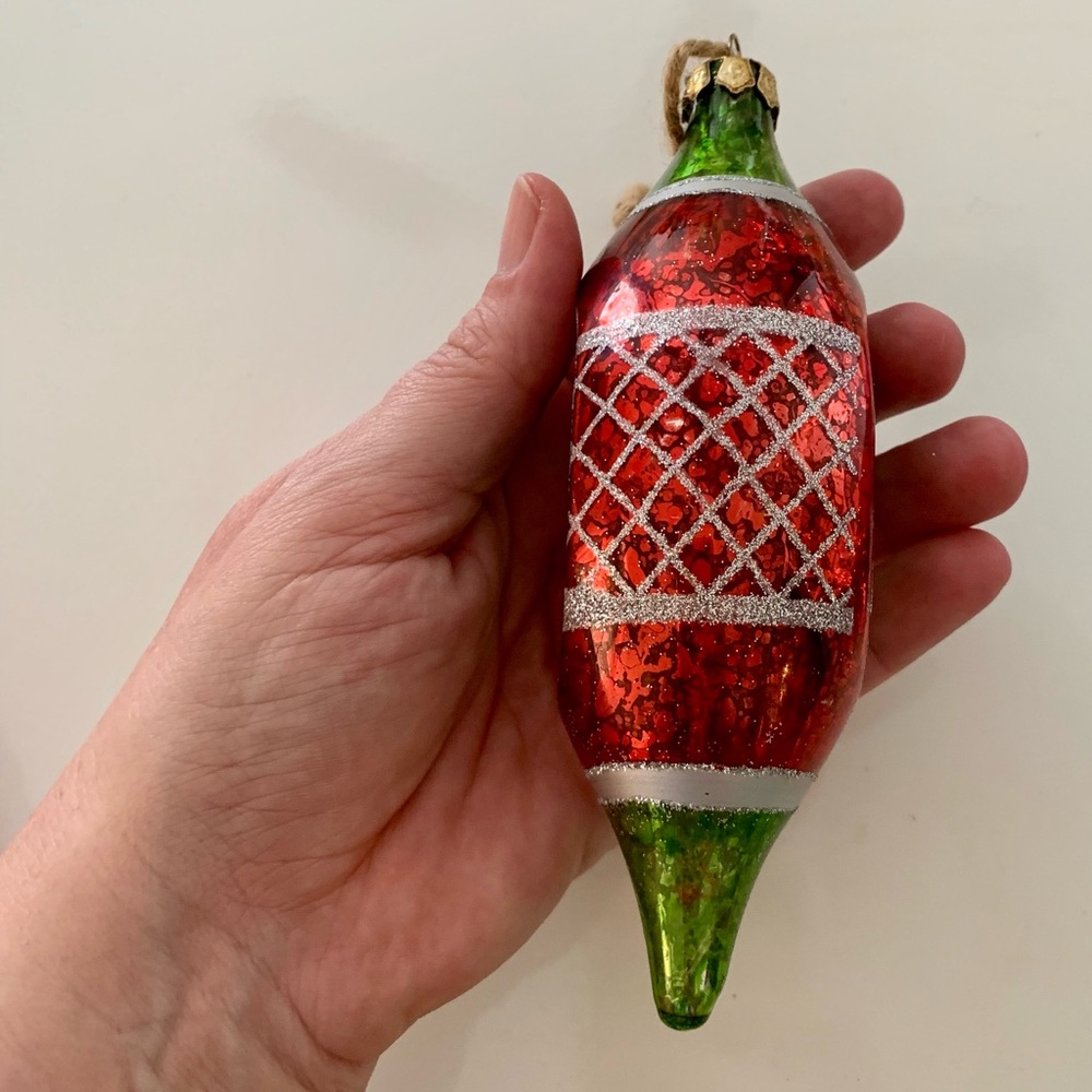 Set of 10 Vintage Blown Glass Christmas Ornaments - Picture 12 of 12
